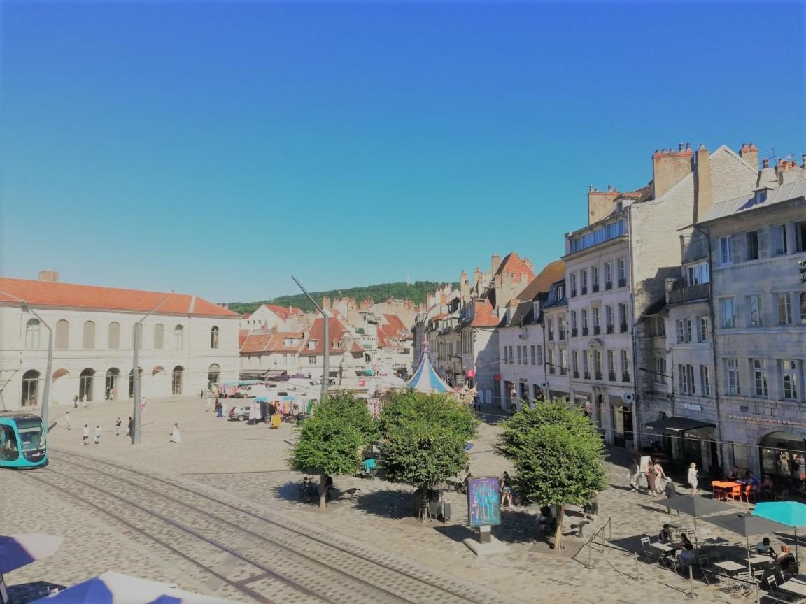 Le Doubs Vesontio Leilighet Besançon Eksteriør bilde
