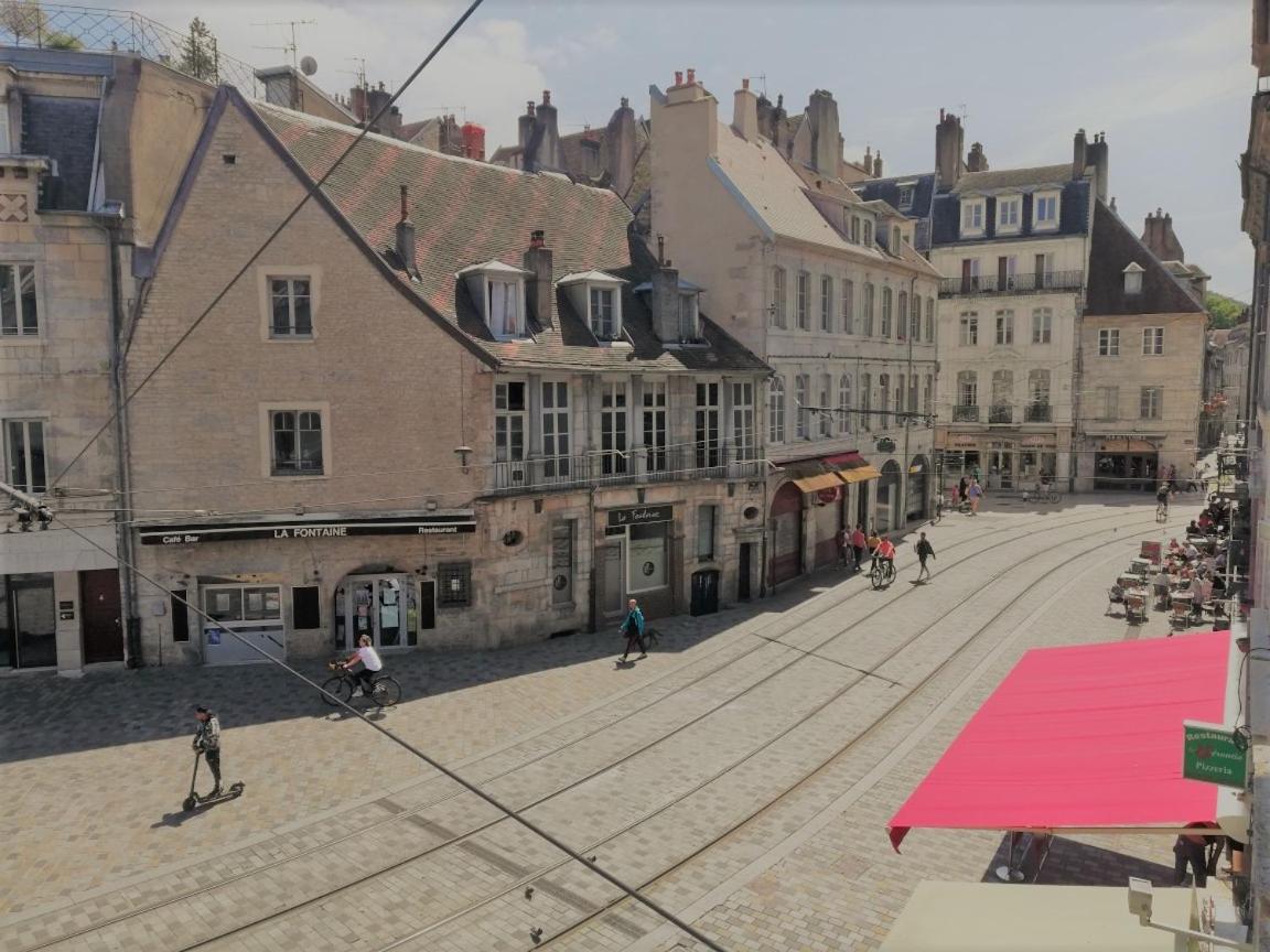 Le Doubs Vesontio Leilighet Besançon Eksteriør bilde